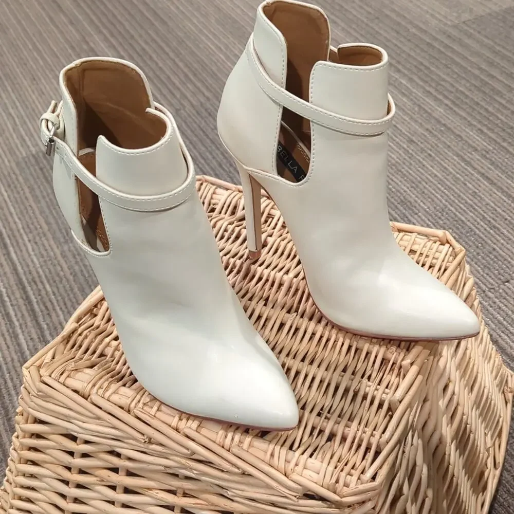 Izabella Rue Ivory Stiletto Booties Size 6 - Picture 1 of 10